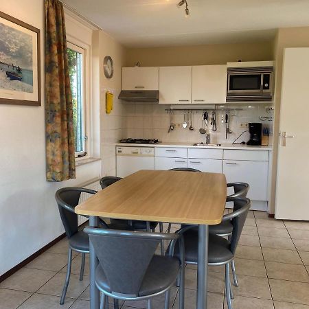 Comfortabel vakantiehuis met ruime tuin - Stern 188 Breskens Buitenkant foto