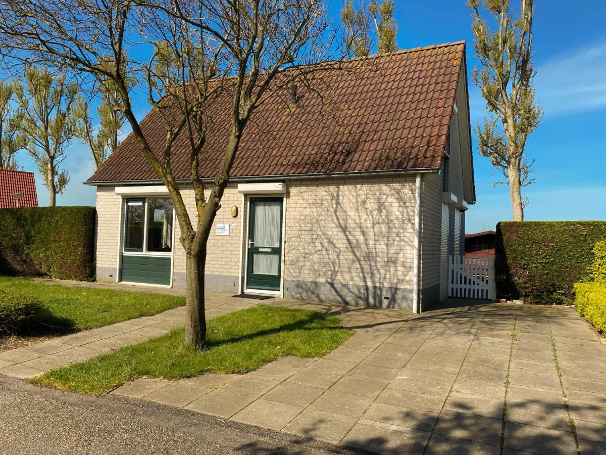 Comfortabel vakantiehuis met ruime tuin - Stern 188 Breskens Buitenkant foto